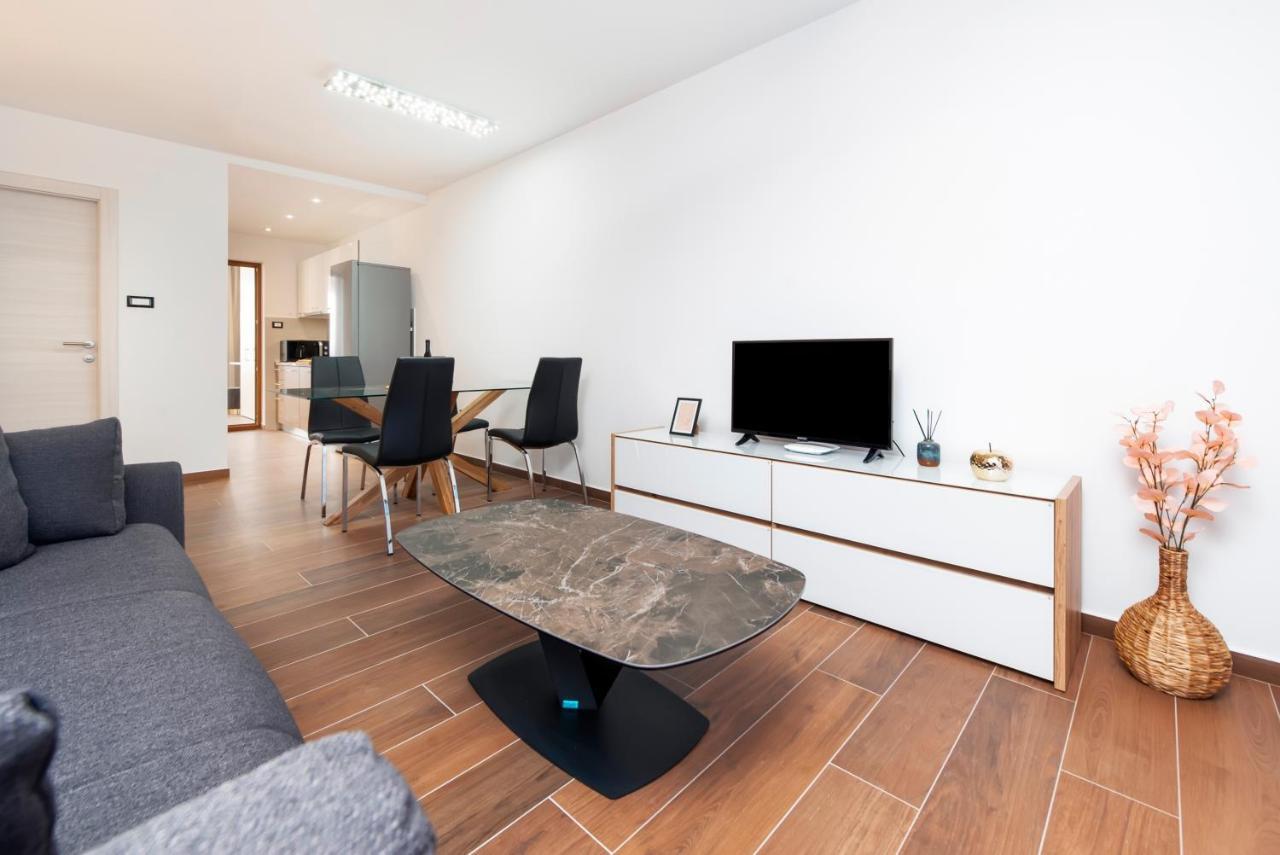 Apartments Sanja-New Renovated Rovinj Exterior foto